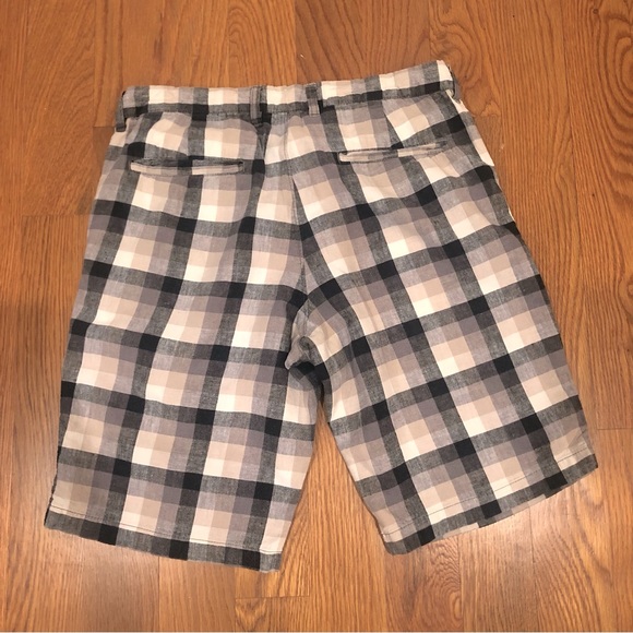 Uniqlo Mens Faded Grey White Plaid Pocket Long Shorts 33” - 36” Large L - Picture 2 of 3